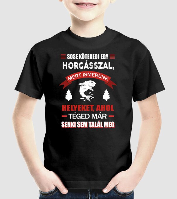  minta fekete pólón