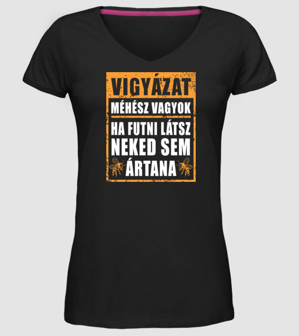  minta fekete pólón