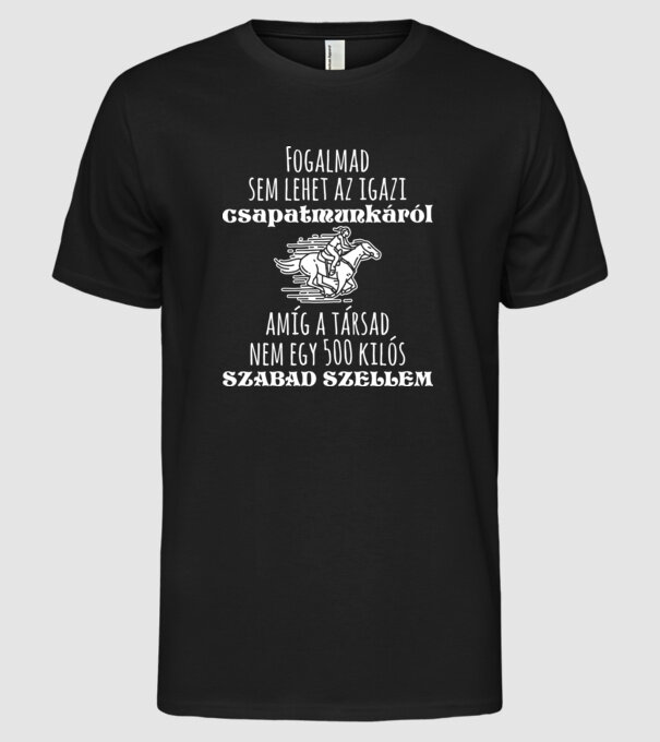  minta fekete pólón