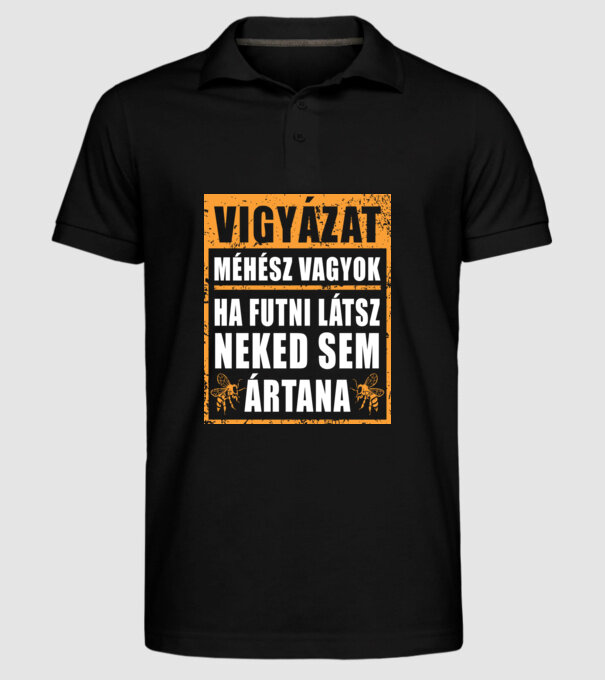  minta fekete pólón