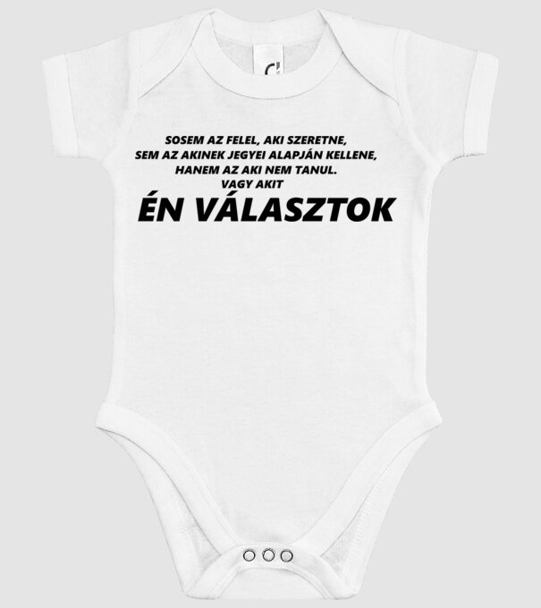  minta fehér pólón