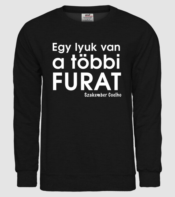  minta fekete pólón
