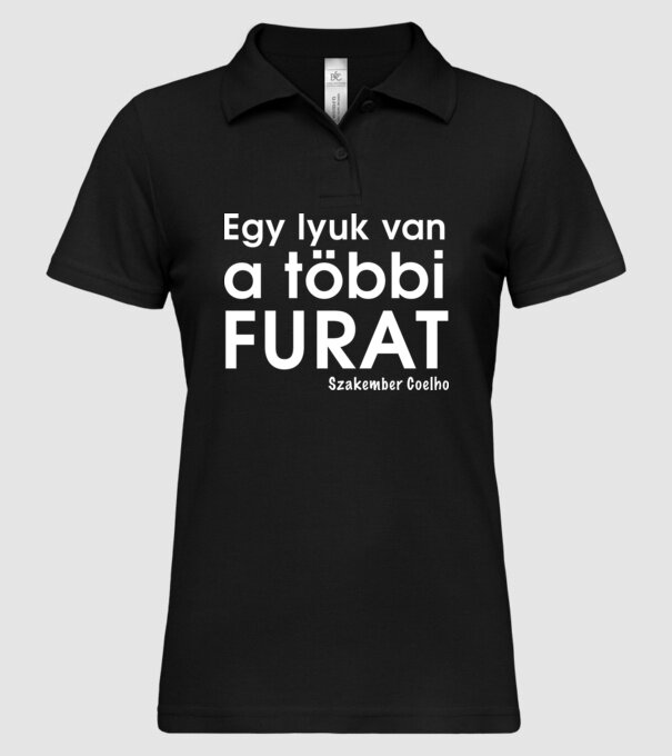  minta fekete pólón